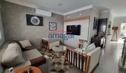Casa em condomínio fechado com 4 quartos à venda no Jardim Santa Maria, Jacareí  por R$ 850.000