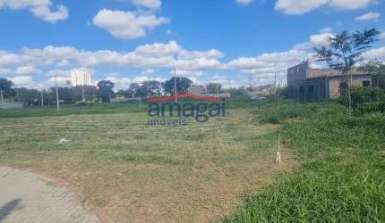 Terreno à venda no Jardim Paraíba, Jacareí  por R$ 480.000