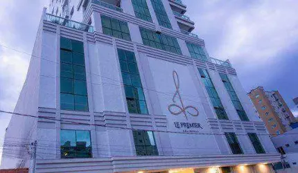 Apartamento com 3 dormitórios à venda, 133 m² por R$ 2.100.000,00 - Centro - Itapema/SC