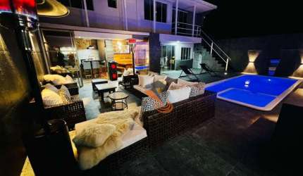 Casa com 4 dormitórios à venda, 188 m² por R$ 890.000,00 - Potecas - São José/SC