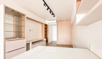 APARTAMENTO COM 02 DORMITÓRIOS (01 SUÍTE) LOCALIZADO EM COQUEIROS
