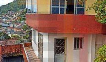 Casa com 5 quartos à venda na Rua Professor Mário Nappi, 40, Centro, Florianópolis por R$ 910.000