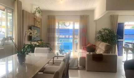 Casa com 3 quartos à venda na Rua Edison Areas, 28, Trindade, Florianópolis por R$ 2.200.000