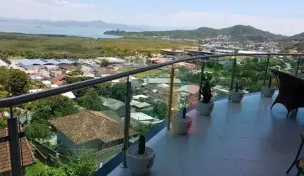 Casa com 4 quartos à venda na Rua Pedra de Listras, 325, Saco Grande, Florianópolis por R$ 1.250.000