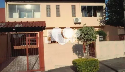 Casa com 4 quartos à venda em Cavalhada - RS