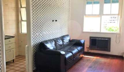Apartamento com 2 quartos à venda em Santana - RS
