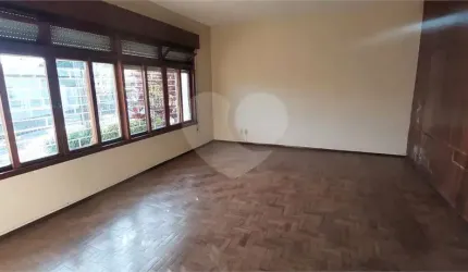 Casa térrea com 3 quartos à venda em Três Figueiras - RS