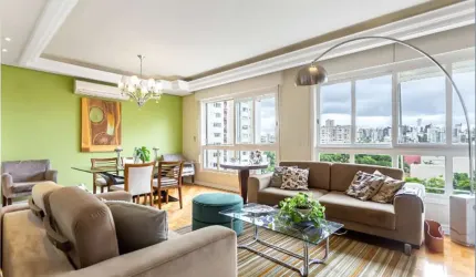 Apartamento com 3 quartos à venda em Petrópolis - RS
