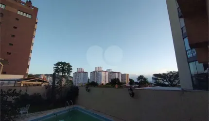 Casa com 7 quartos à venda em Tristeza - RS