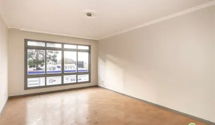Apartamento com 3 quartos à venda ou para locação em Petrópolis - RS