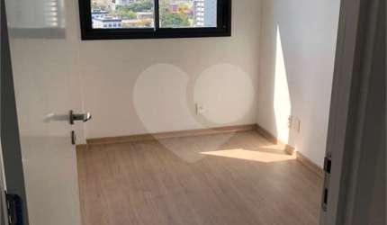 Apartamento com 2 quartos à venda em Azenha - RS