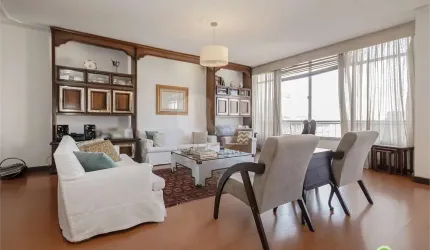 Apartamento com 4 quartos à venda em Centro Histórico - RS