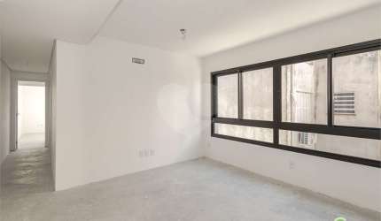 Apartamento com 2 quartos à venda em Petrópolis - RS