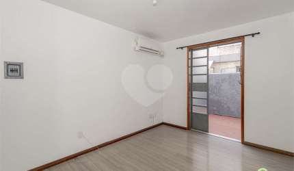 Apartamento com 3 quartos à venda em Partenon - RS