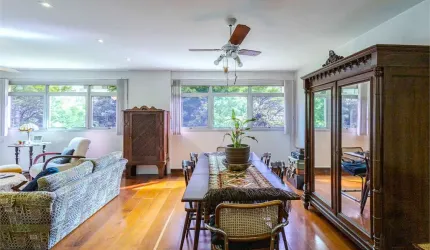 Apartamento com 3 quartos à venda ou para locação em Petrópolis - RS