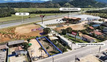 Terreno à venda no bairro Araçatuba - Imbituba/SC