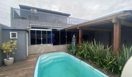 Casa à venda no bairro Praia da Ribanceira - Imbituba/SC