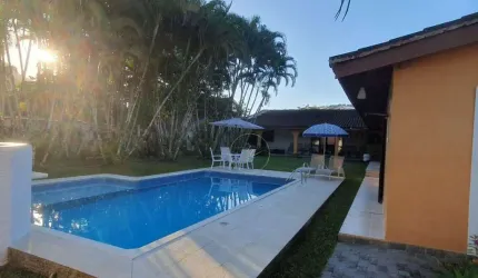 Casa com 5 dormitórios sendo 4 suítes  à venda, R$ 1.750.000 praia do lazaro- Ubatuba/SP