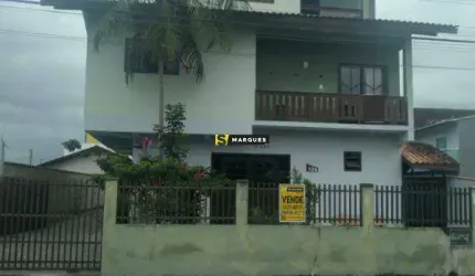 Sobrado a venda no Bairro Fátima/Joinville