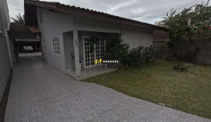 Casa à venda no bairro Fátima/Joinville.