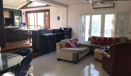 Casa Alto Padrão para Venda em Três Vendas Pelotas-RS - 2678
