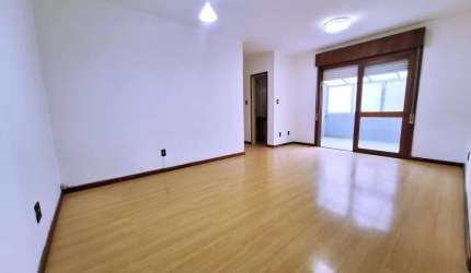 Amplo Apartamento Aluguel próximo da Dom Joaquim Pelotas-RS