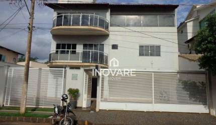 Casa com 3 dormitórios à venda, 317 m² por R$ 1.600.000,00 - Setor Central - Itumbiara/GO