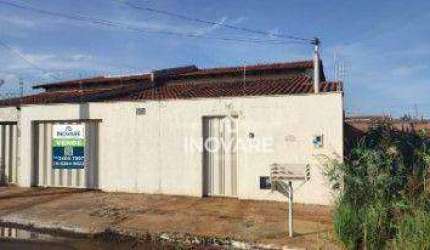 Casa com 3 dormitórios à venda, 200 m² por R$ 420.000 - Alto do Trindade - Itumbiara/GO