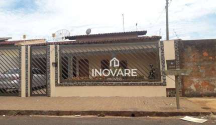 Casa com 3 dormitórios à venda, 214 m² por R$ 550.000,00 - Setor Afonso Pena - Itumbiara/GO
