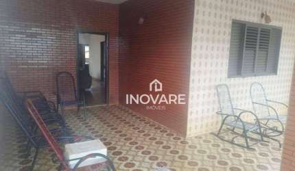 Casa com 4 dormitórios à venda, 150 m² por R$ 420.000,00 - Setor Santos Dumont - Itumbiara/GO