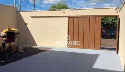 Casa com 2 dormitórios à venda, 70 m² por R$ 265.000 - Setor São João - Itumbiara/GO