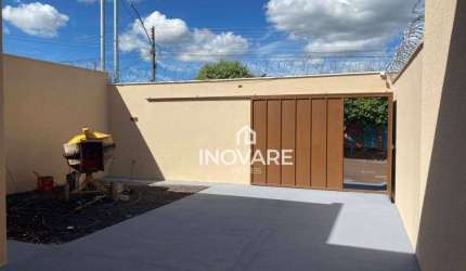 Casa com 3 dormitórios à venda, 80 m² por R$ 285.000 - Setor São João - Itumbiara/GO