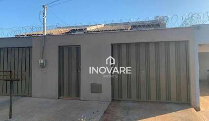 Casa com 3 dormitórios à venda, 90 m² por R$ 390.000,00 - Jardim Morumbi - Itumbiara/GO