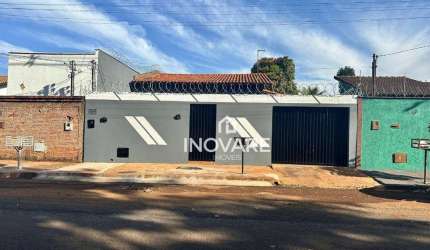 Casa com 2 dormitórios à venda, 91 m² por R$ 220.000,00 - Setor Dona Marolina - Itumbiara/GO
