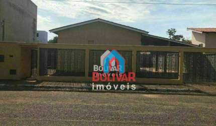 Casa com 3 dormitórios à venda, 250 m² por R$ 550.000,00 - GO-206 - Cachoeira Dourada/GO