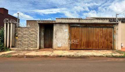 Casa com 3 dormitórios à venda, 209 m² por R$ 550.000,00 - Setor Paranaíba - Itumbiara/GO