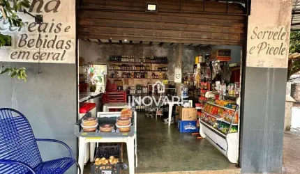 Imóvel Comercial localizado no setor Dona Sínica em Itumbiara-Go contendo 02 Pontos comerciais e 03 casas residenciais