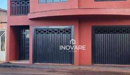 Casa com 4 dormitórios à venda, 378 m² por R$ 1.200.000,00 - Setor Central - Itumbiara/GO