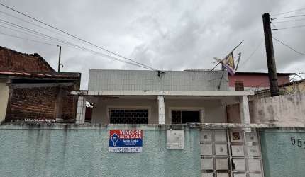 CASA A VENDA NO BAIRRO BOM SUCESSO