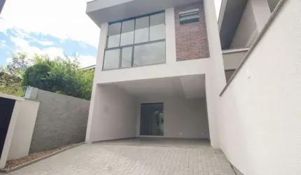 Casa com 3 quartos à venda no Velha, Blumenau , 141 m2 por R$ 695.000