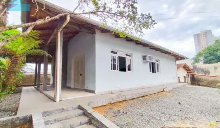 Casa com 3 quartos à venda no Velha, Blumenau , 122 m2 por R$ 695.000