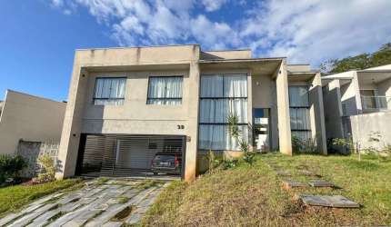 Casa com 3 quartos à venda em Água Verde, Blumenau , 246 m2 por R$ 780.000