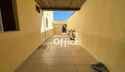 Casa com 3 dormitórios à venda, 144 m² por R$ 300.000,00 - Loteamento Residencial América - Anápolis/GO