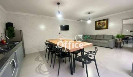 Casa com 3 dormitórios à venda, 156 m² por R$ 450.000,00 - Residencial Florença - Anápolis/GO