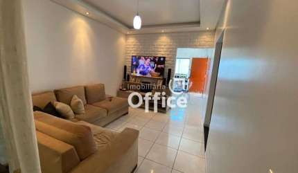 Casa com 3 dormitórios à venda, 155 m² por R$ 350.000,00 - Setor Sul lll Etapa - Anápolis/GO