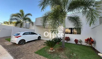 Casa com 3 dormitórios à venda, 133 m² por R$ 520.000,00 - Chácaras Colorado - Anápolis/GO