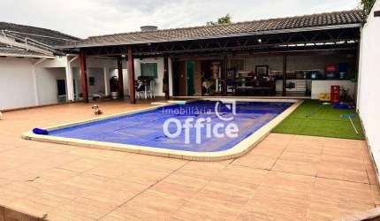 Casa com 4 dormitórios à venda, 400 m² por R$ 900.000,00 - Parque Brasília - Anápolis/GO