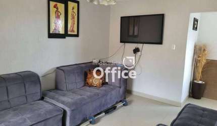 Casa com 3 quartos à venda, 130 m² por R$ 380.000 - Vila Formosa - Anápolis/GO