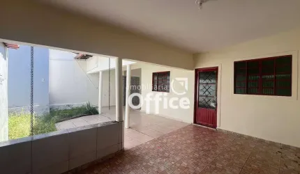 Casa com 2 quartos à venda, 169 m² por R$ 380.000 - Vila Santa Isabel - Anápolis/GO