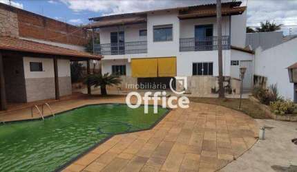 Belíssimo sobrado subsolo à venda, 242 m² por R$  - Anápolis City - Anápolis/GO